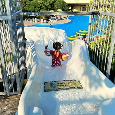Club - Free Pool & Private Perfect For Families פארק נופש *
