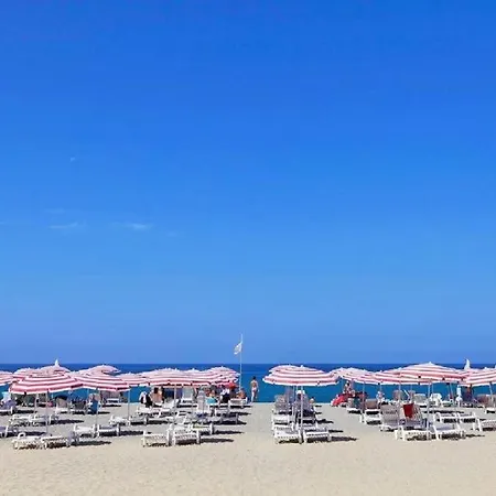 Club - Free Pool & Private Perfect For Families Aldeamento Turístico Pizzo (Calabria)