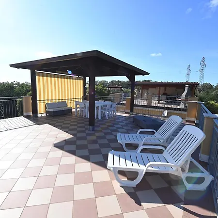 Club - Free Pool & Private Perfect For Families *