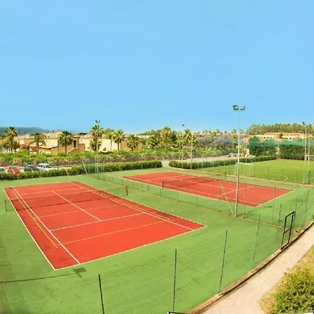 Aldeamento Turístico Club - Free Pool & Private Perfect For Families