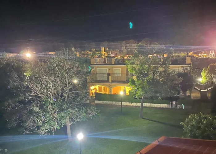 Club - Free Pool & Private Perfect For Families * Pizzo (Calabria)