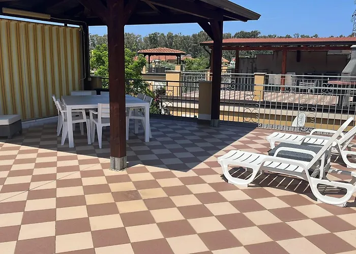 Club - Free Pool & Private Perfect For Families